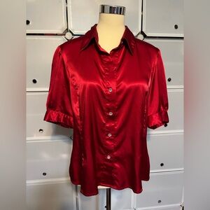 Chic Satin Button-Down Shirt in Rich Red